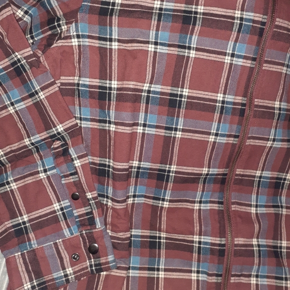 Fix Maverick Hooded Flannel Nwt 